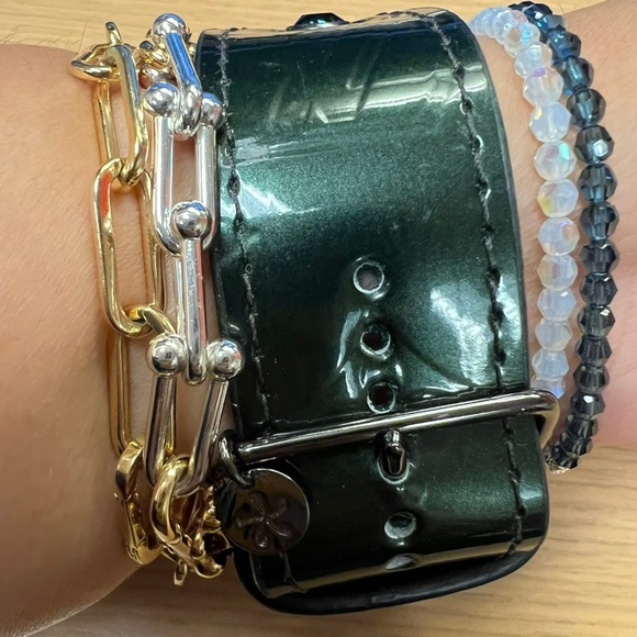 LV Ocean Vernis Spark*l band for Apple Watch - Picture 2 of 5